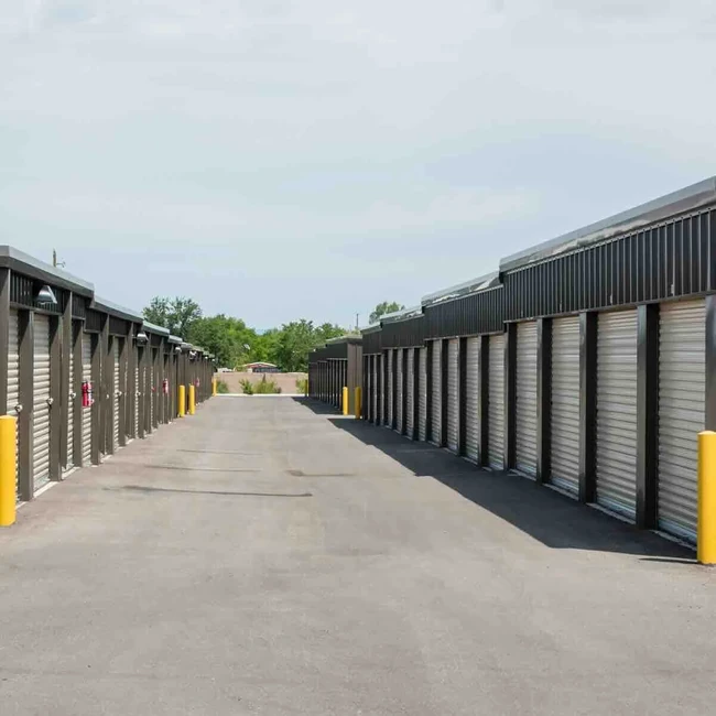 Outside-Self-Storage-Units-street